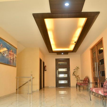Hotel Milan Palace Amritsar Exterior photo